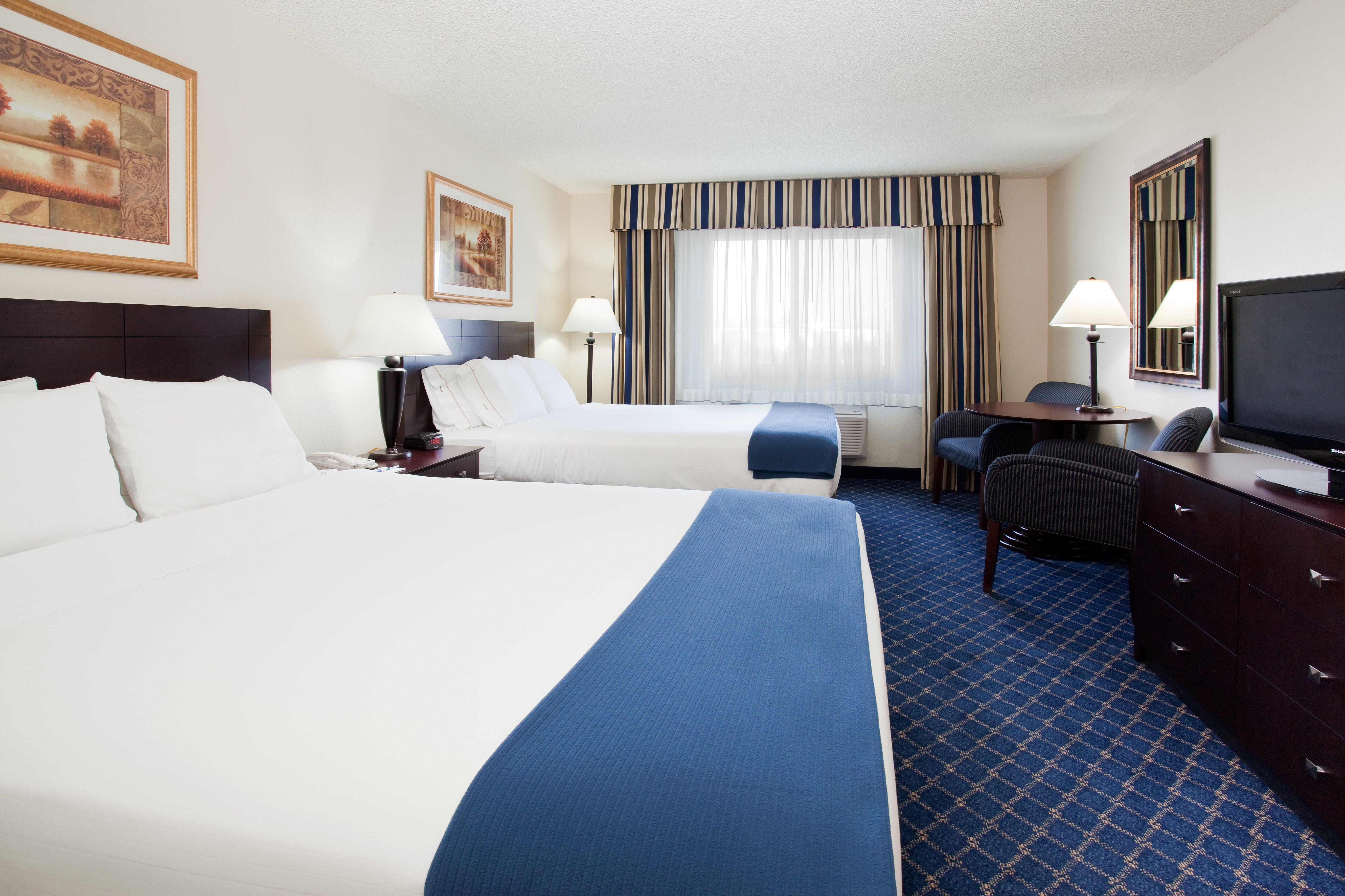 Holiday Inn Express Hotel & Suites Torrington By Ihg Exterior photo